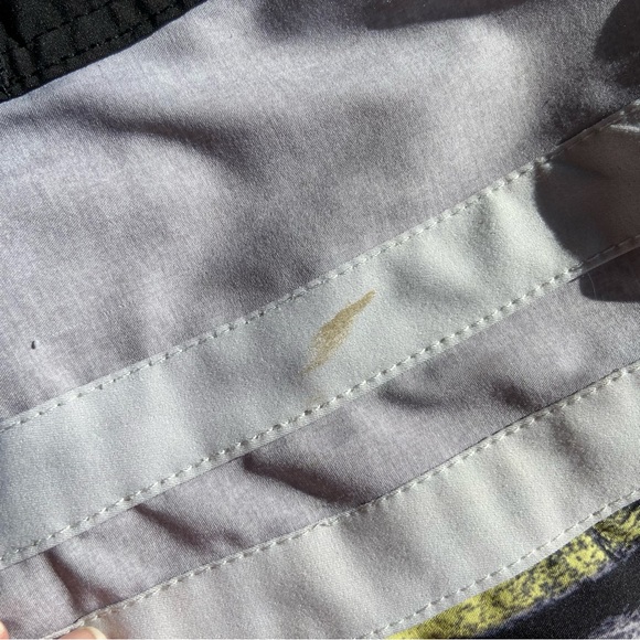 Burnside Men’s Board Shorts Tropical Print - Picture 5 of 6